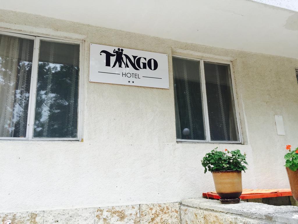 Hotel Tango Golden Sands Exterior photo